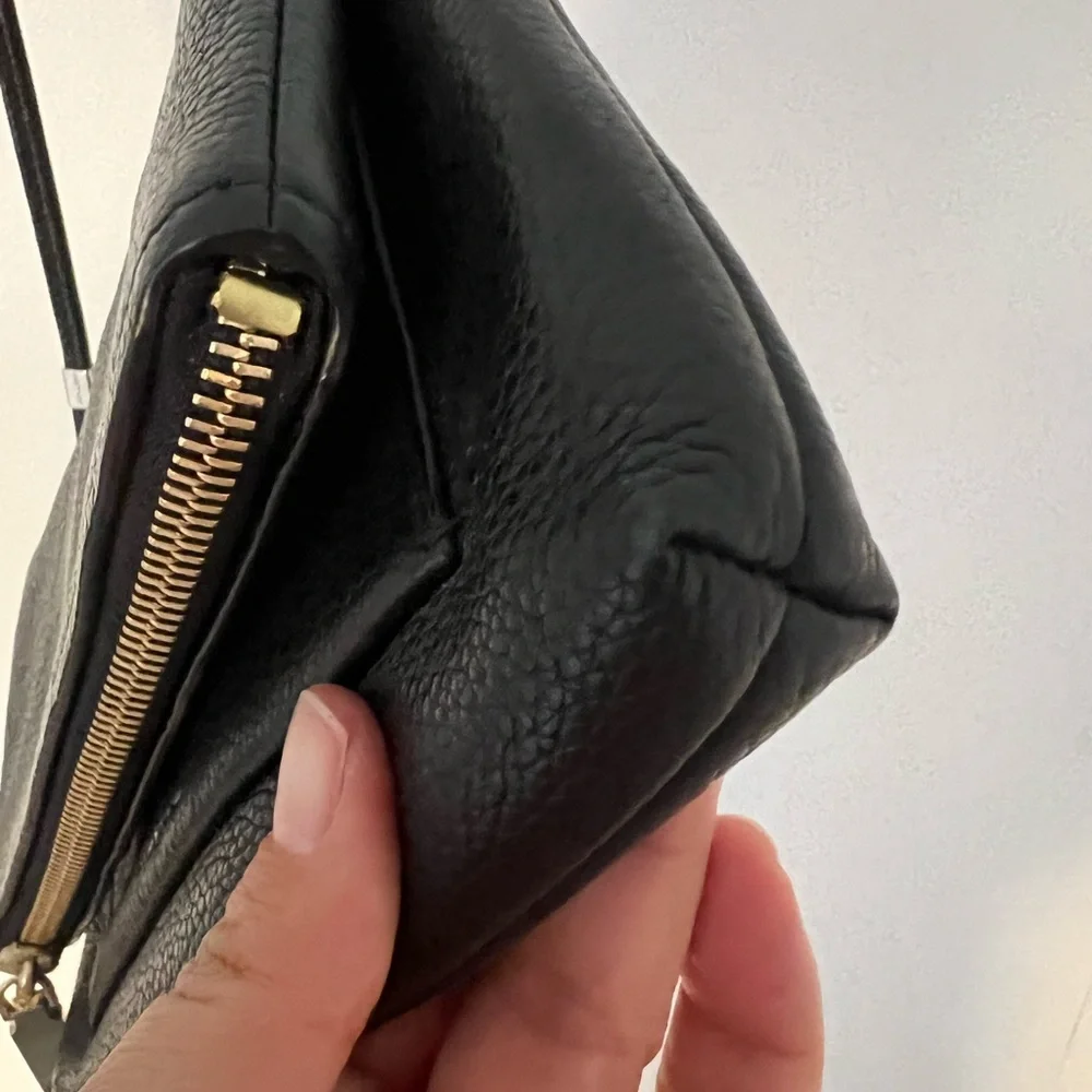 Coach Urbane Crossbody Black Pebble Leather - Picture 13 of 13